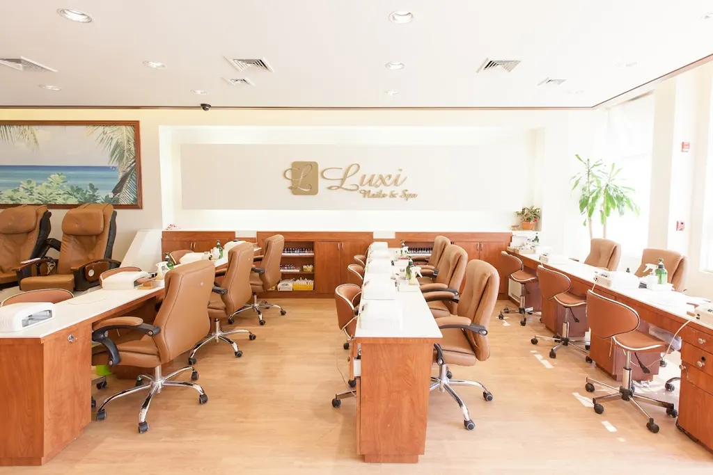 Luxi Nails & Spa II (Somerset) — Nail salon in Somerset
